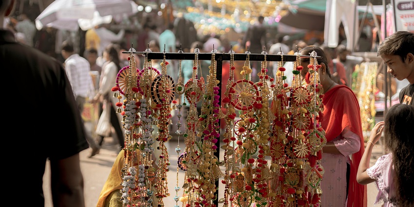 chowk market is one of the best places to visit near Lucknow within 50 km for travellers.