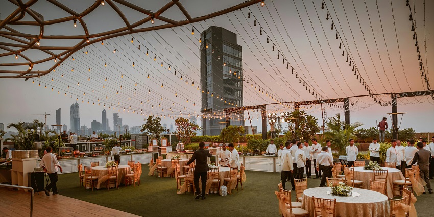 Club Nirvana Aqua is a spacious, lavish rooftop venue for corporate as well as private parties in Ludhiana