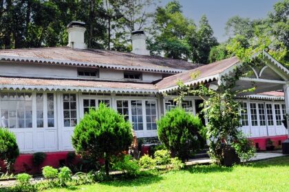 A picture of Shantiniketan Museum’s exterior view of Rabindranath Tagore's historic home.