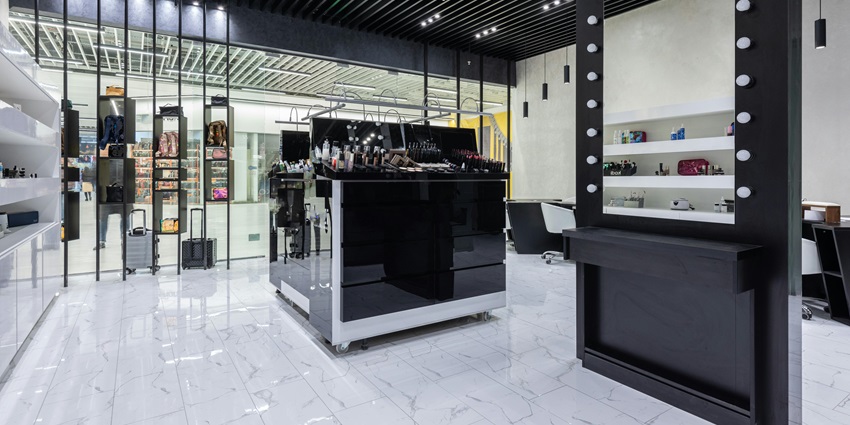 Modern Minimalist Interior of Beauty Centre of a mall in agra in Uttar Pradesh