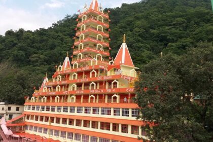 Manjila temple, Reshikesh, India - A top view of the famous Dehradun Temples