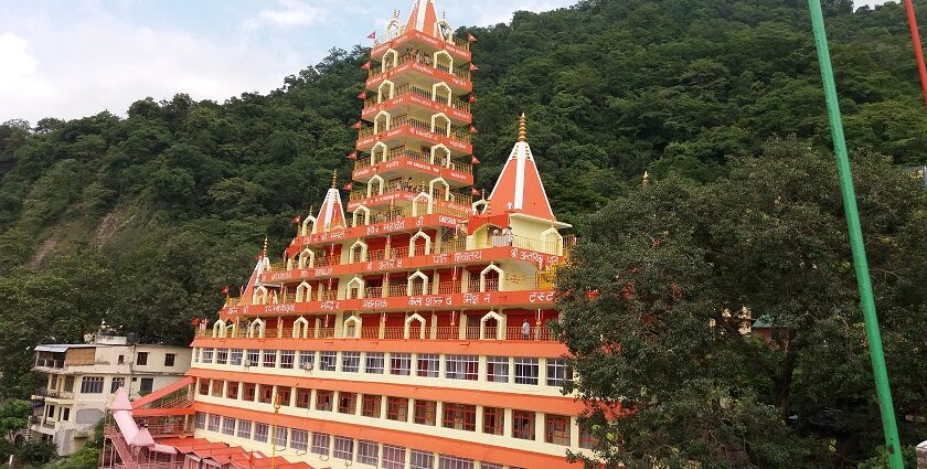 Manjila temple, Reshikesh, India - A top view of the famous Dehradun Temples