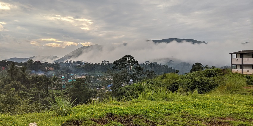 Beautiful panoramic snapshot of the Devala hills, which is one of the best offbeat hill stations in Tamil Nadu.