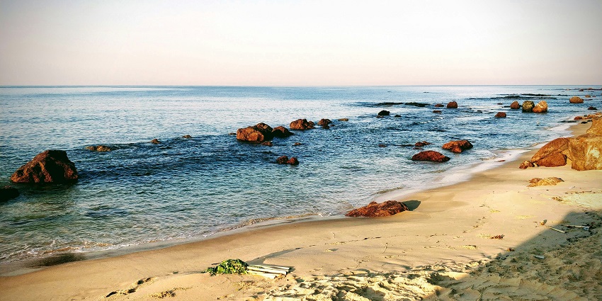 Kunkeshwar Temple: A Sacred Seaside Shrine In Maharashtra - TripXL