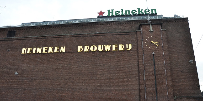 Interactive brewery tour showcasing Heineken's history and brewing process.