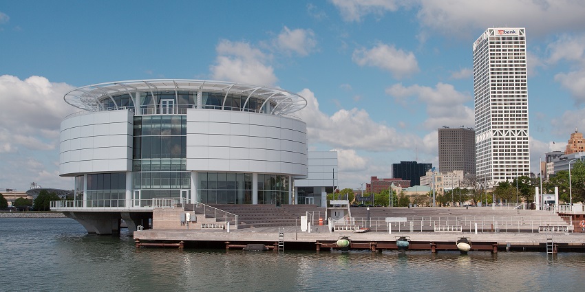 A vibrant view of the discovery world, amongst the best places near Milwaukee Art Museum.