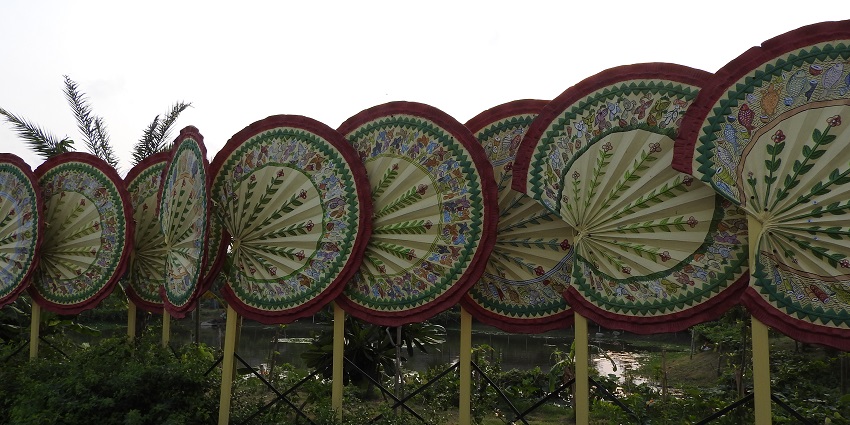 A picture showing the relaxing ambience of Eco Park, a place near Nicco Park Water Park