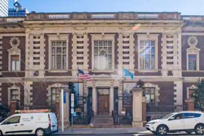 An image of Mutter museum, where the brain of Einstein is preserved in Philadelphia