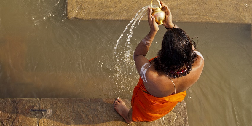 Enjoy serene river views and history at Satti Chaura Ghat (Massacre Ghat) in Kanpur.