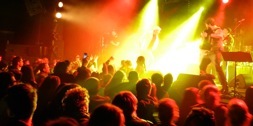 Vibrant bars, clubs, and live music for entertainment.
