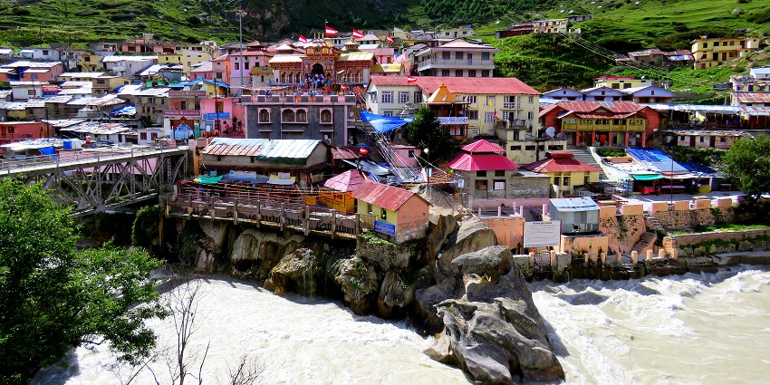 Discover Brahma Kapal, a sacred site for spiritual rituals in Badrinath.