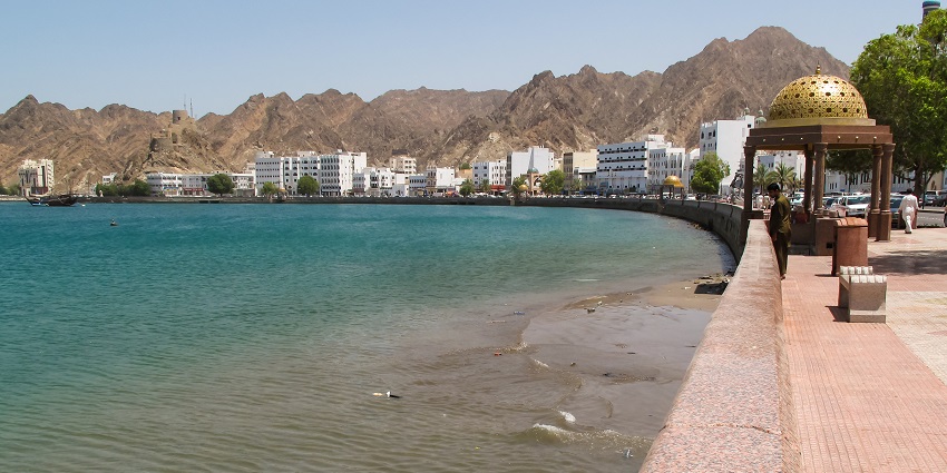 Mutrah Corniche is among the best things to see in Muscat with stunning views and vibrant local life.