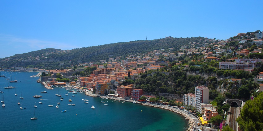 Exquisite coastal region featuring seasides, luxury resorts, and charming towns