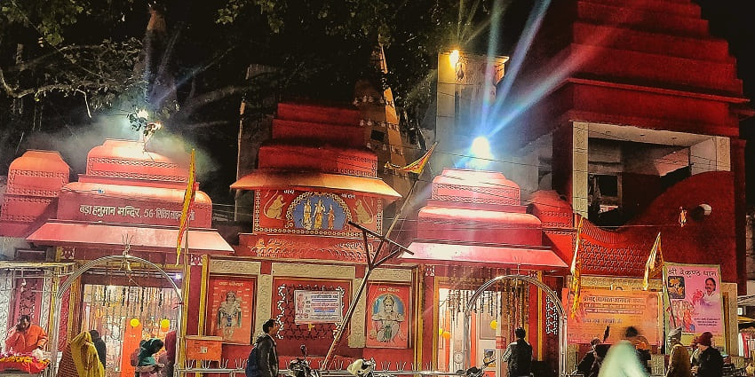 A picture of Lal Phatak’s Hanuman Temple, a popular place of worship in Bareilly.