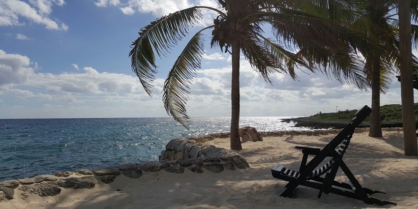A relaxing sea view from a beach in the Xcaret Park, Quintana Roo, Mexico.