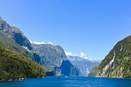 The mesmerising lakes and fjords of the scenic Fiordland National Park in New Zealand.