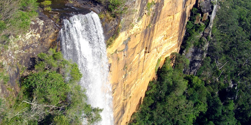 Fitzroy waterfall in Australia at Morton National Park, with stunning valley views