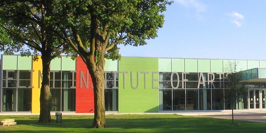 A picture of Flint Institute of Arts, one of the prominent art galleries in Michigan.