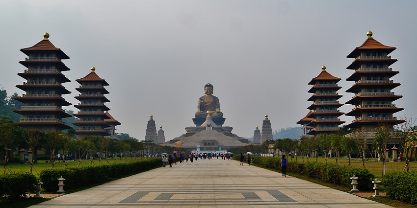 A picture of Fo Guang Shan Monastery, one of the best Buddhist Monasteries in Kolkata.