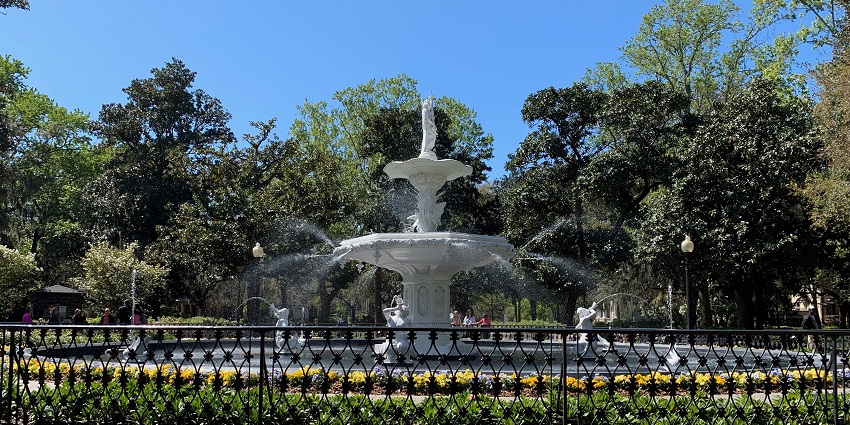 Things to do in Georgia include exploring the historic gardens, and monuments.