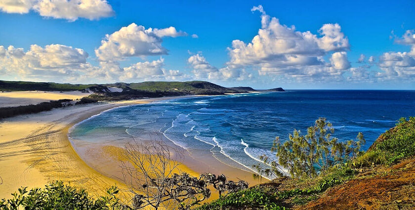 Explore the stunning beauty of Fraser Island, off the eastern coast of Queensland.