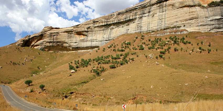 The landscapes draw photographers, hikers, and nature enthusiasts to its spot