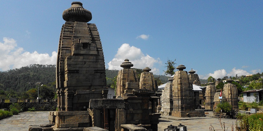 Golu Devta Temple is famous for its unique deity, and rituals are things to do in Binsar.