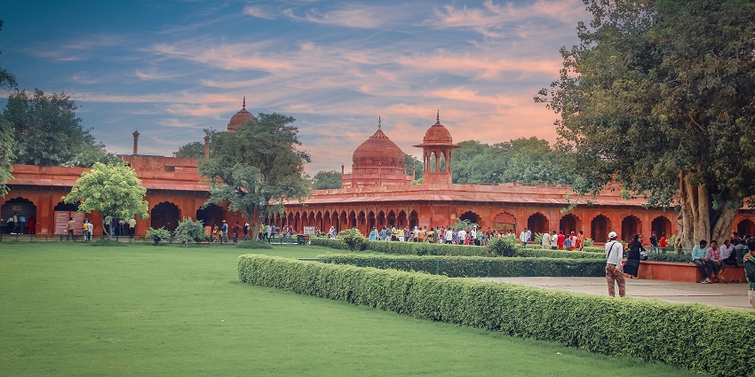 A picture of Gonda Fort, as a serene haven among the untold places to visit near Ayodhya