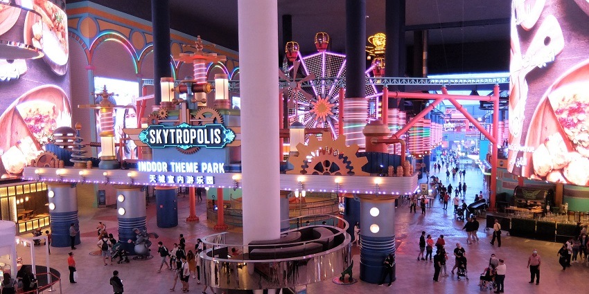 Gondolania Theme Park boasts indoor rides, games, and family entertainment