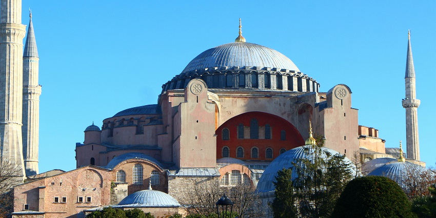 The famous mosque in Turkey blends Byzantine and Ottoman architectural styles and grandeur.