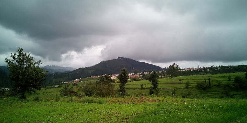 Hanuman Chatti is a small town just 13 kilometres away from Yamunotri temple