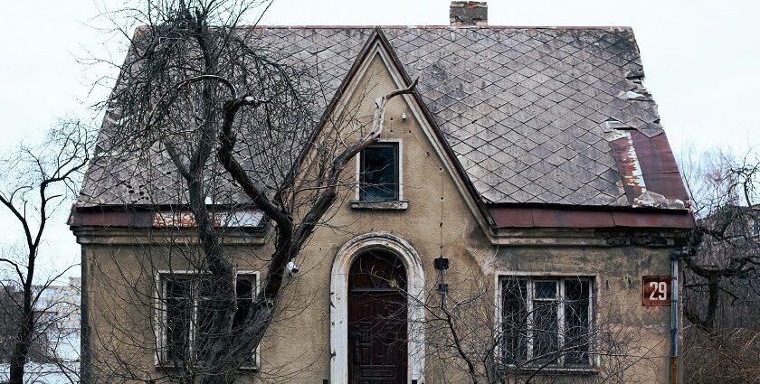 A picture of a scary building of one of the most haunted Places to visit in Ooty.