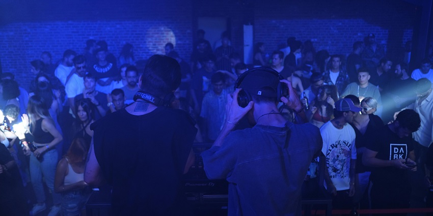 The Lively spot for dancing, cocktails, and tropical party vibes in the netherlands