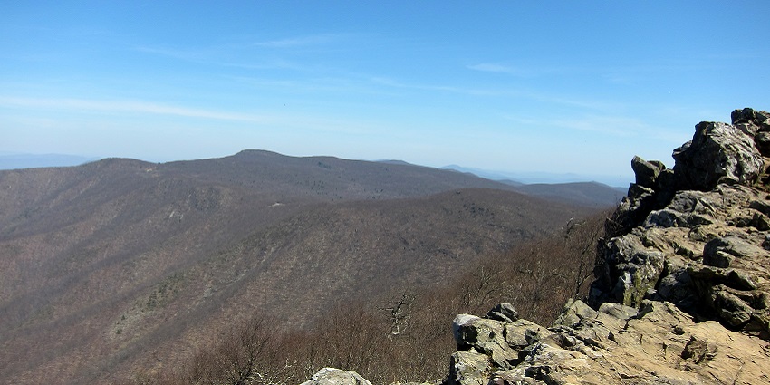 A View from Hawksbill Mountain, is one of the most popular tourist attractions near Shenandoah National Park.