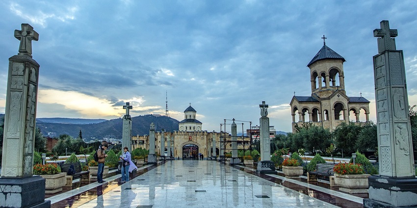 Things to do in Tbilisi include the majestic Georgian Orthodox Cathedral with stunning architecture and panoramic views.