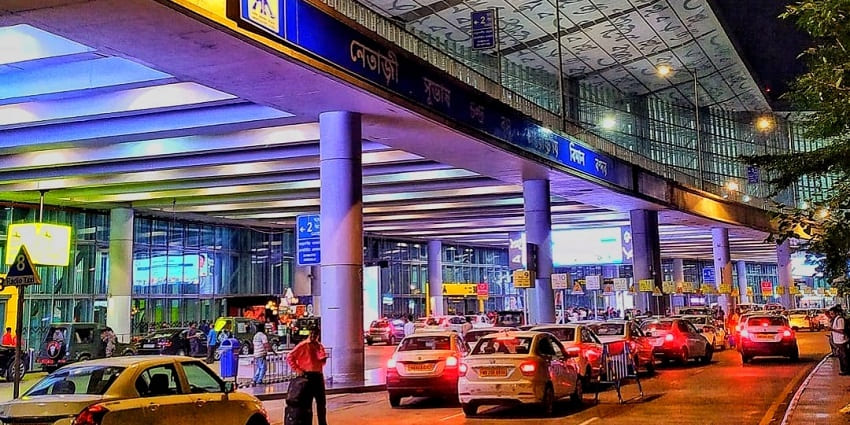 A picture of the Netaji Subhash Airport in Kolkata, taken during nighttime