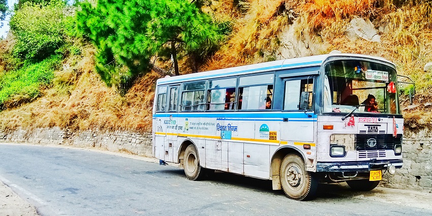 Uttarakhand Roadways bus carrying passengers to Bhootnath Temple