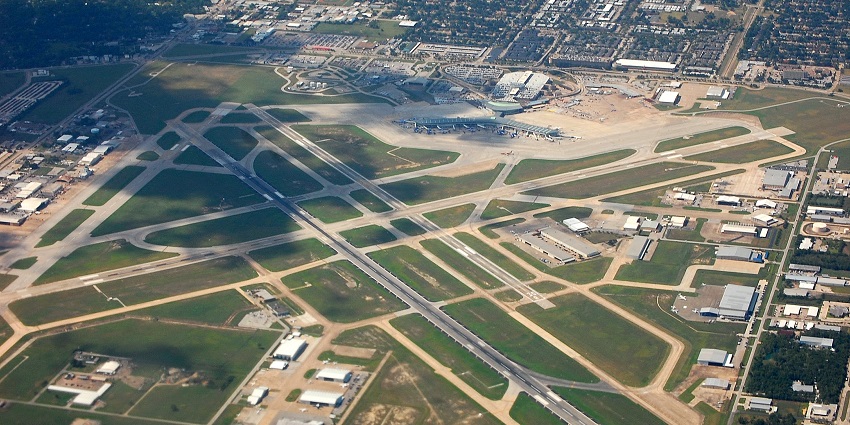 An image of William P. Hobby Airport, the nearest airport to the NASA museum.