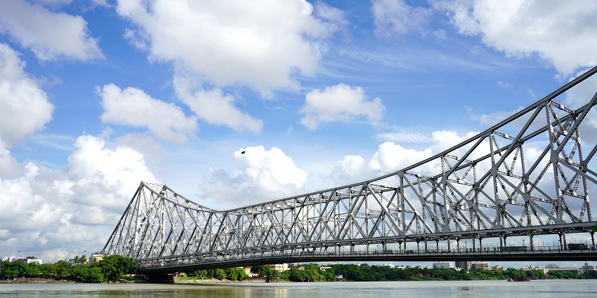 View of Howrah Bridge under clear skies and beautiful weather in marble palace zoo