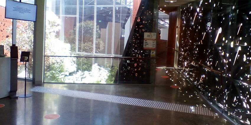 Islamic Museum of Australia teaches abstract calligraphy and develops social harmony.
