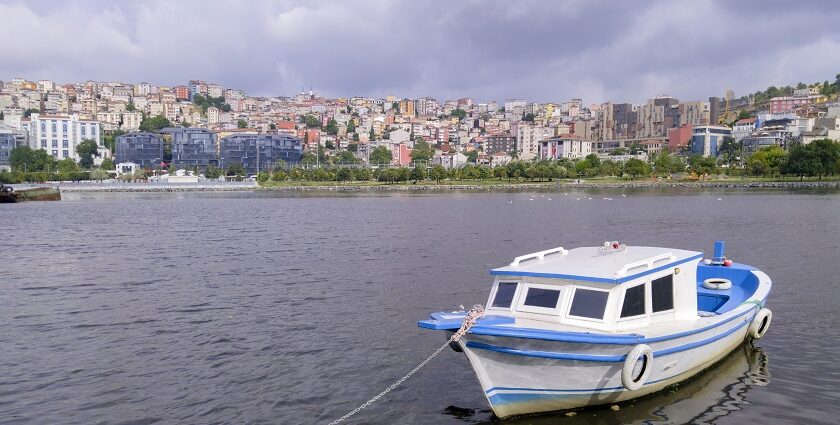 Image of Istanbul beaches offer relaxation, views, and activities during day time