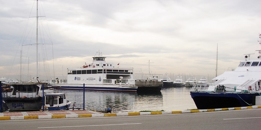 Key ferry terminal connecting Istanbul to nearby islands and ports.