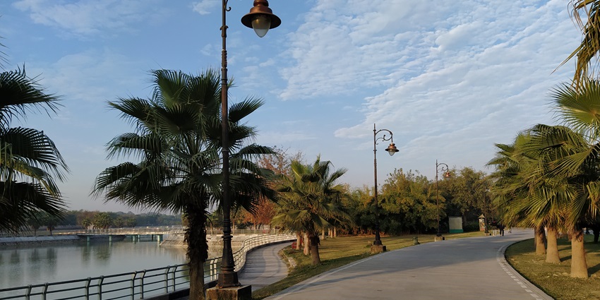 Explore lush landscapes and walking tracks at Janeshwar Mishra Park - one of the things to do in Lucknow.
