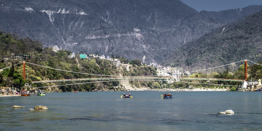 One of the places to visit near Bhootnath Temple is Janki Setu, a new bridge for pedestrians.