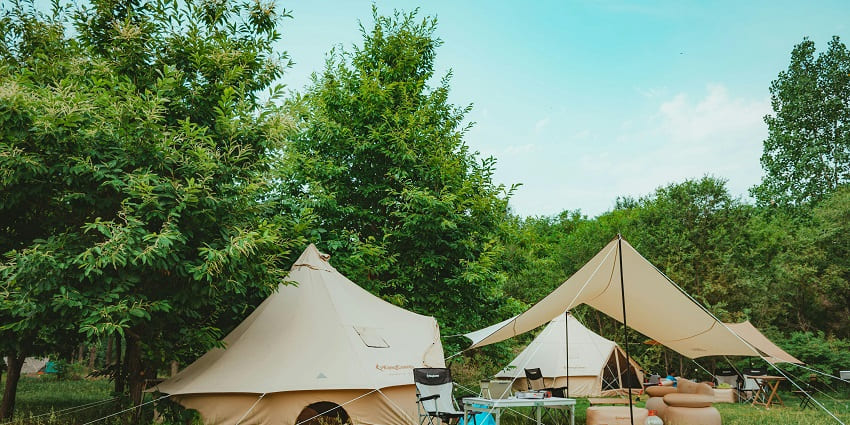 Convenient campsite providing access to nearby trekking routes and attractions.