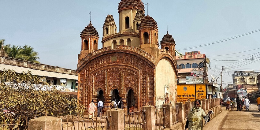 Radhabinod Temple of Joydev Kenduli , one of the best offbeat tourist places near burdwan