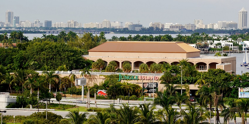 A view of the iconic Jungle Island - one of the best places to visit in Miami, Florida.