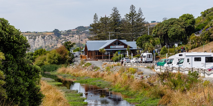 A town with cosy surroundings that is perfectly suited to scenic walks and hikes.