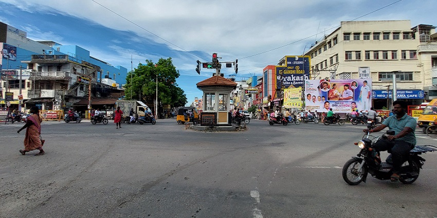 A picture of Kanchipuram, which is one of the top places to visit near Vellore.