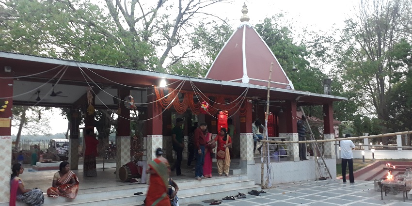 A picture of the Kankalitala Temple complex near Bakreshwar Hot Spring, Birbhum.